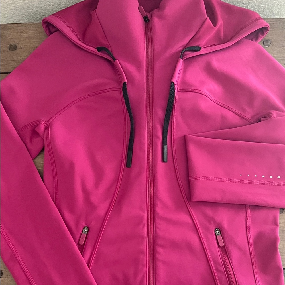 Lululemon Women’s Hot Pink Softshell Hoodie Jacket